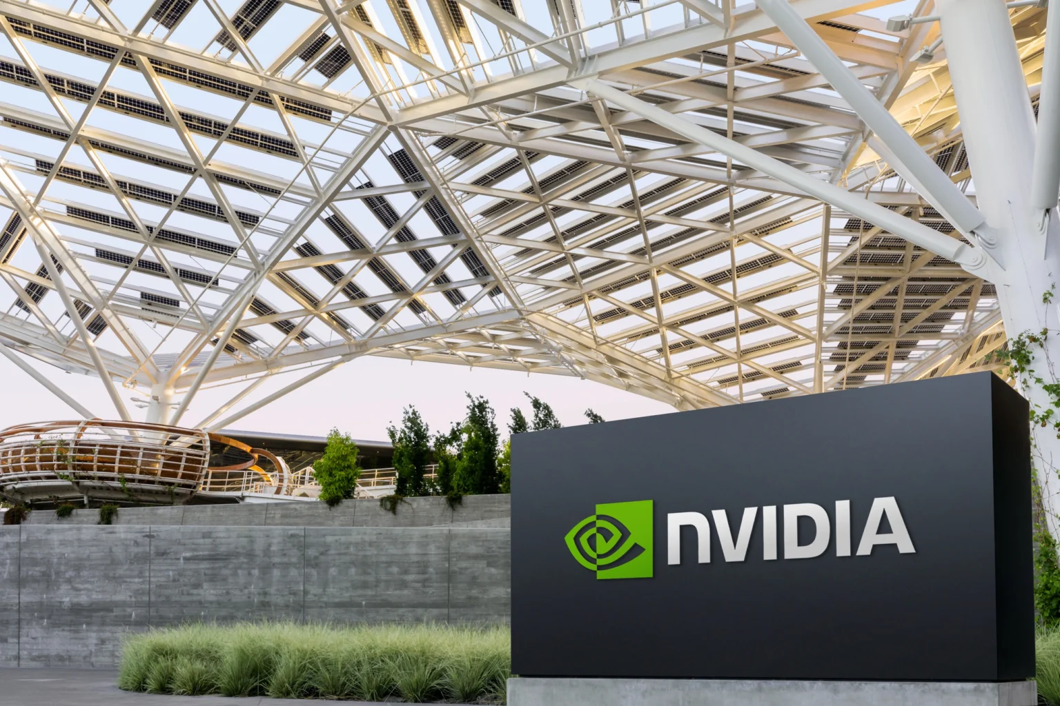 Trump quer que Nvidia venda chips avançados de IA a Pequim - Times ...