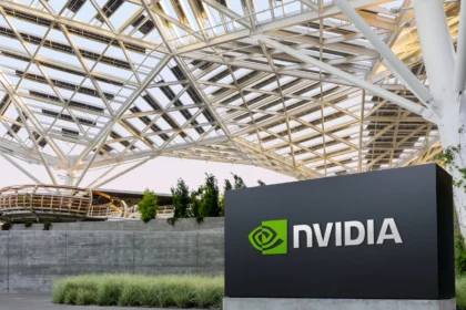 Trump quer que Nvidia venda chips avançados de IA a Pequim - Times ...